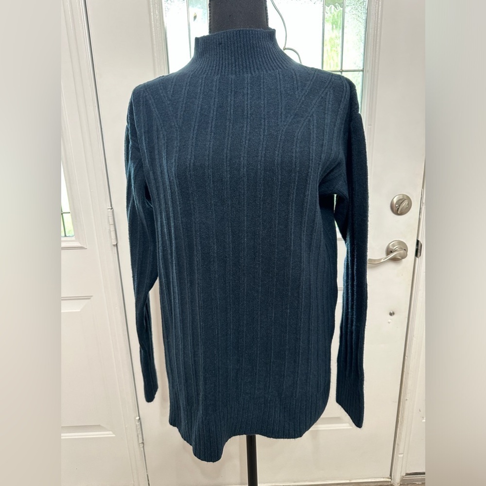 Lululemon Twin Rib Turtleneck Sweater In True Navy Size 4